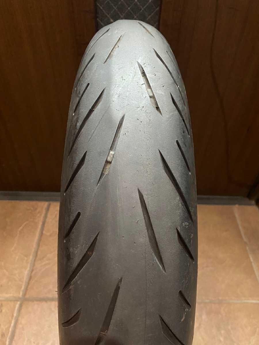 中古MCタイヤ 2021年製造 BRIDGESTONE BATTLAX S22 120/70ZR17