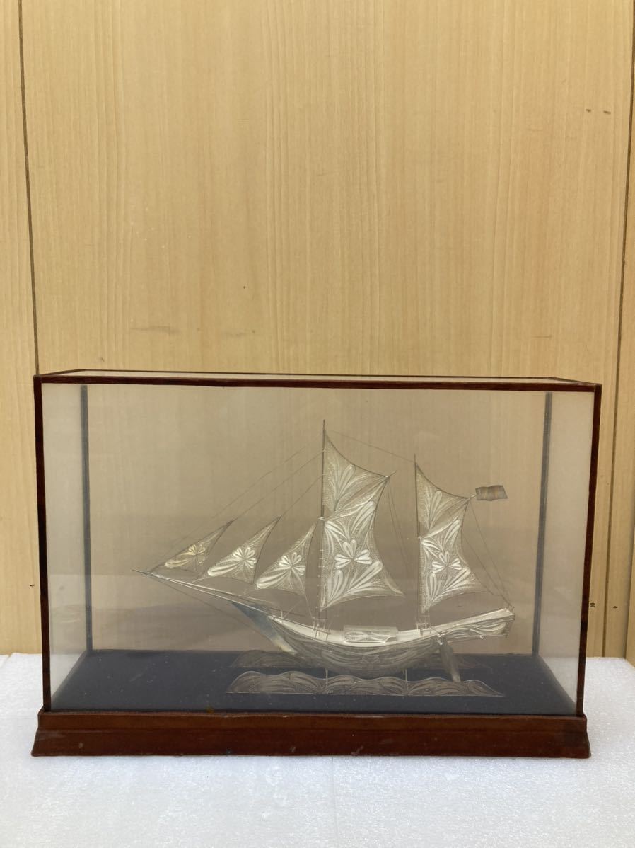 全国無料，SALE WM4446 銀製 銀船 ヨット 帆船 ガラスケース付 約46 31.4 13cm 置物 オブジェ インテリア コレクション 現状品 1223(置物)｜売買されたオークション情報、yahooの商品情報をアーカイブ公開 - オーク 置物