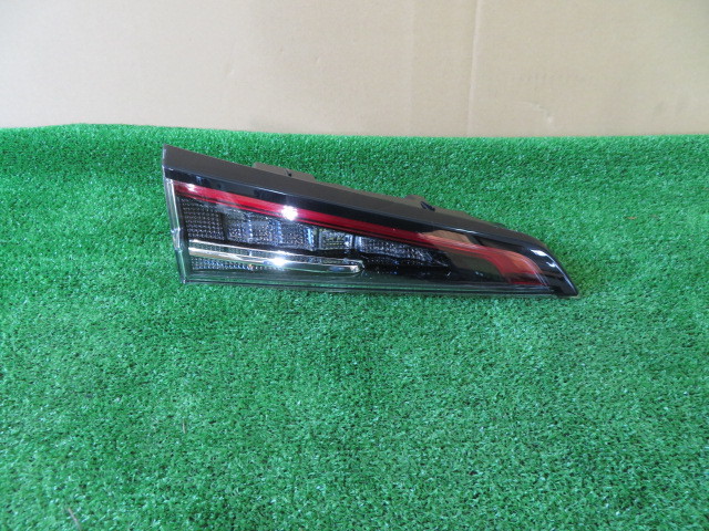 ZWE211 カローラツーリング 左フィニッシャー 美品 2226 B31