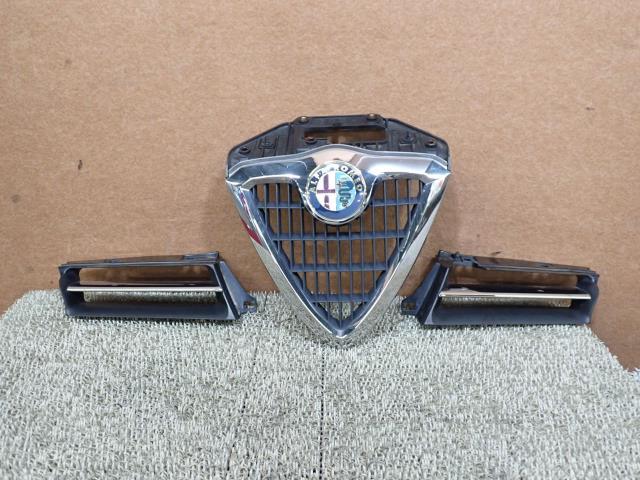 A.N出品 アルファ 156 GF-932A2 ラジエーターグリル 32301 130