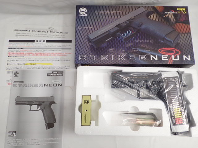 122207 ☆極美品♪【未使用】☆STRIKER NEUN ストライカーナイン