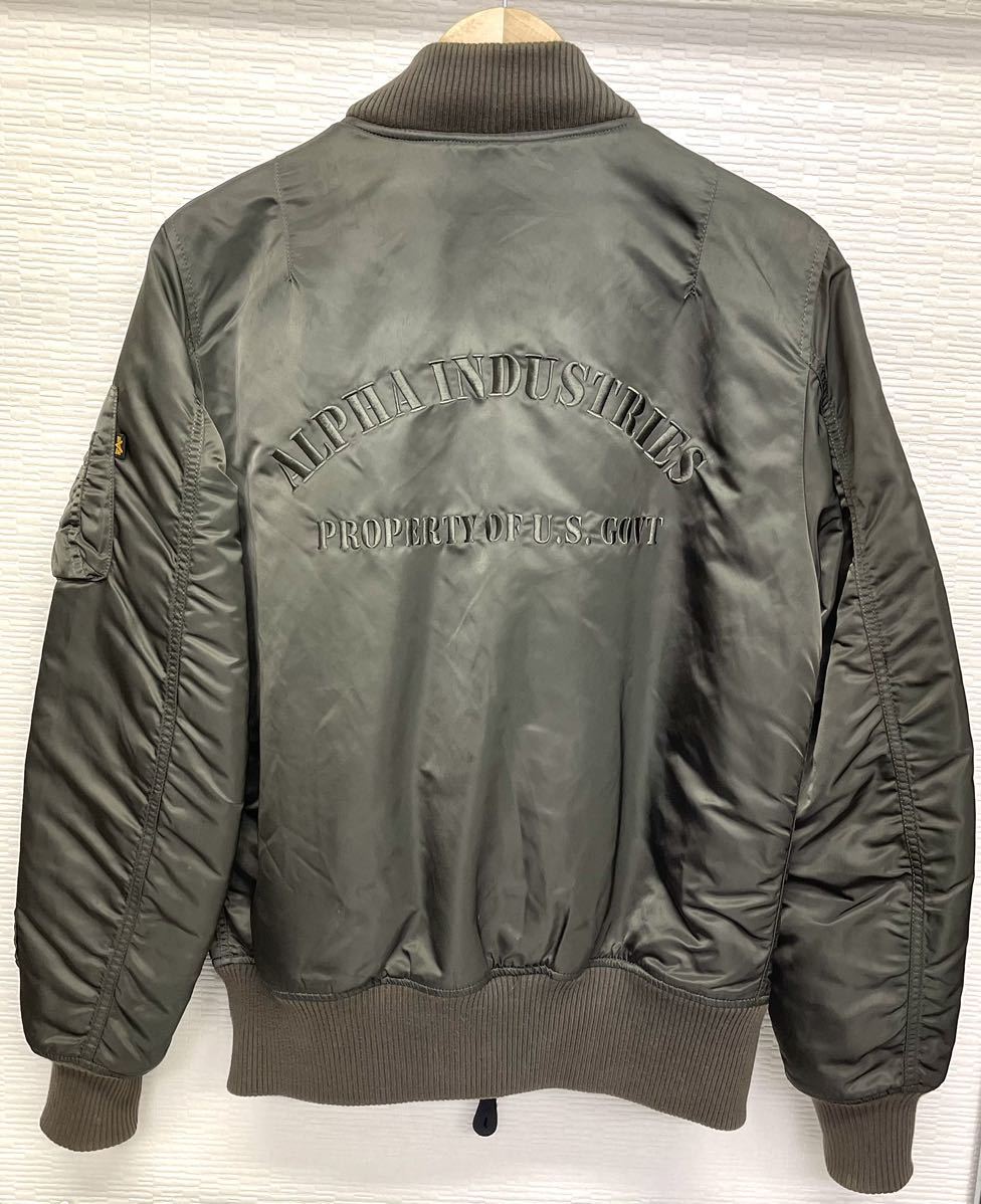 ALPHAアルファ最高峰MA-1 フード脱着式モデル、前面、背面に様々な  