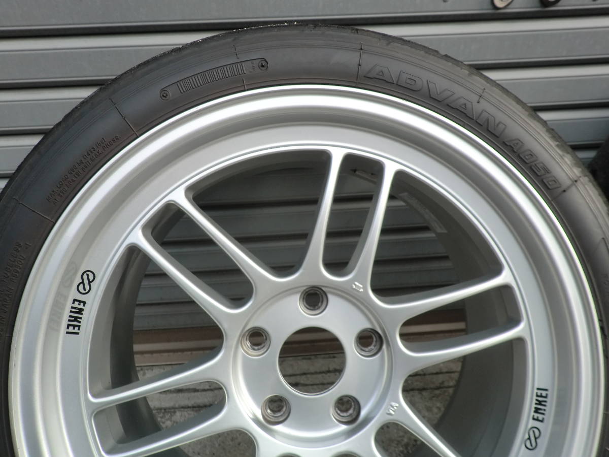 ADVAN TC-4 18×9.5J PCD114.3 オフセット 45 4本（新車外し】スバル 