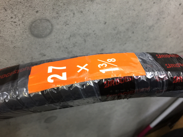 新品★ブリヂストンBRIDGESTONE◆ブリヂストン　ＳＢタイヤ チューブ27インチ　 27×13／8　1台分