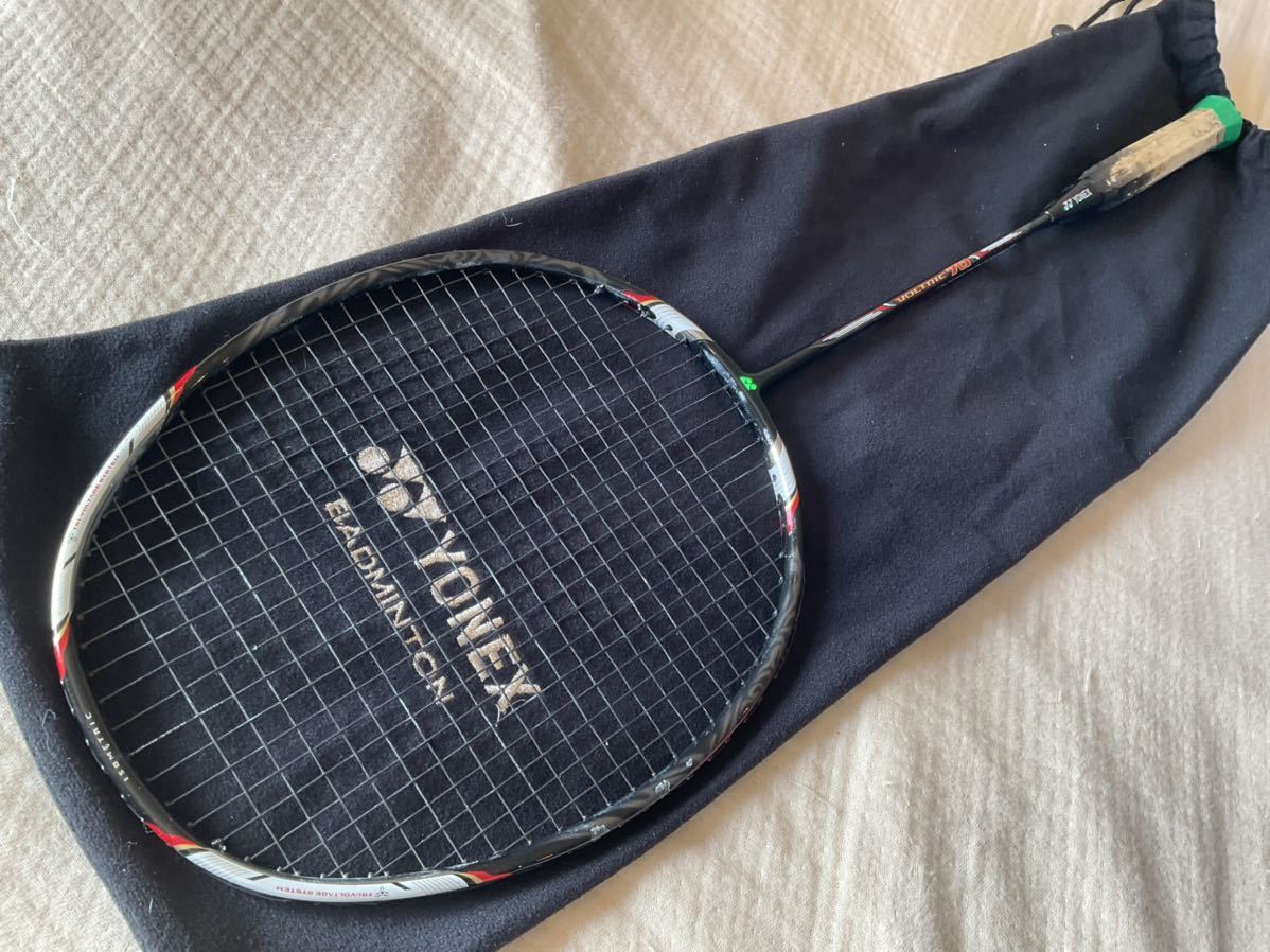 ヨネックス USED バドミントン ラケット YONEX VOLTRIC 70 3UG5 廃盤