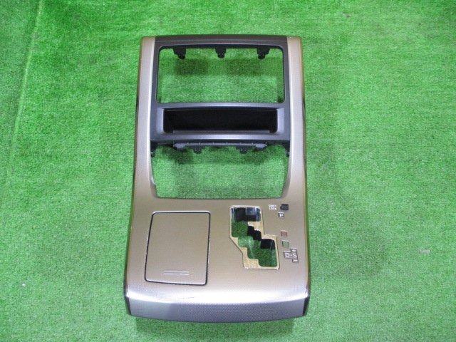 【HOT，大得価】 R0603IS トヨタ ヴェルファイア GGH20W 純正 センター オーディオ クラスター パネル 55420-58120 H20年 AA(トヨタ用)｜売買されたオークション情報、yahooの商品情報をアーカイブ公開 - オークファン トヨタ用
