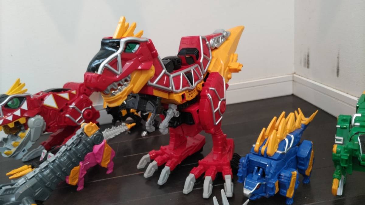 獣電戦隊キョウリュウジャー | カミツキ合体 獣電戦隊キョウリュウ