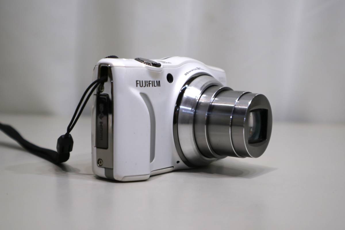 FUJIFILM フジフィルム FinePix F770EXR 備品全てあり 社外ケース付 