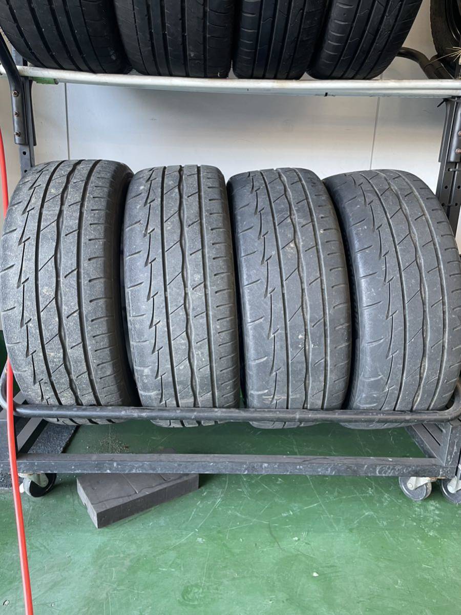 215/60R17 96Q TOYO TRANPATHTX スタッドレスタイヤ4本 7〜8mm 2022年