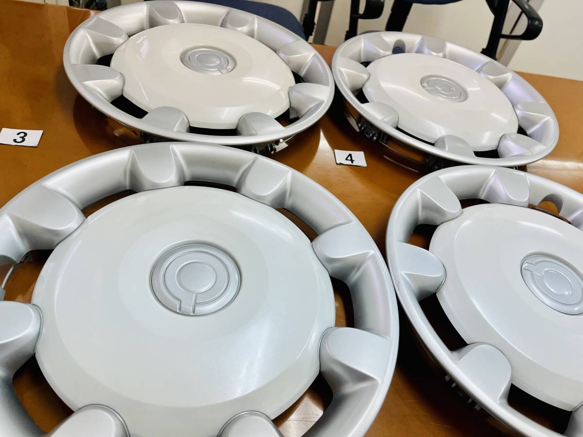 美品 ダイハツ ムーヴ キャンバス 純正 ホイール キャップ ホイール 