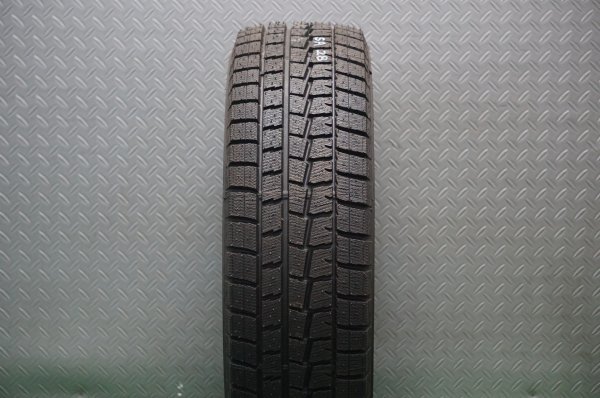 ダンロップ ウインターマックス．205/65R15.25年製．9.5分山．4本 ☆【送料込み】(北海道、沖縄は別途）☆イボ付き◇205/65R15