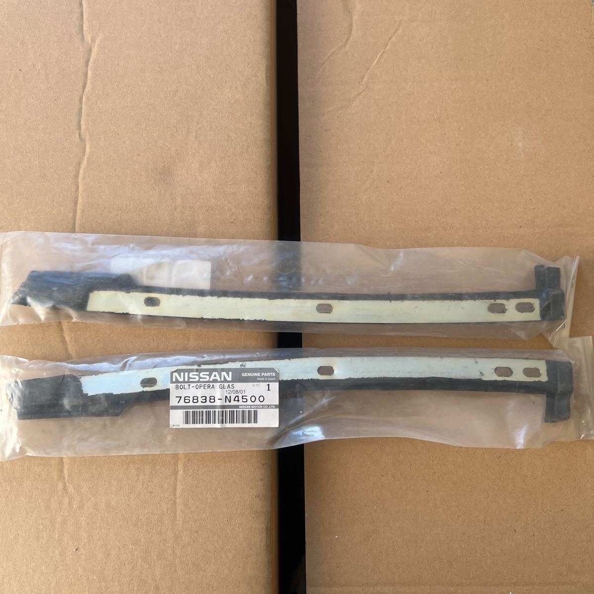 l型エンジン フェアレディZ S30 S31後期 クォーターガラスウェザー 