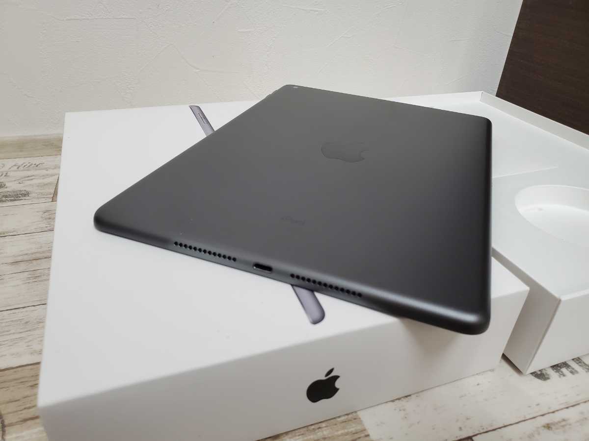 iPad 第7世代 32GB スペースグレイ MW742J／A Wi-Fi MW742J/A スペース 