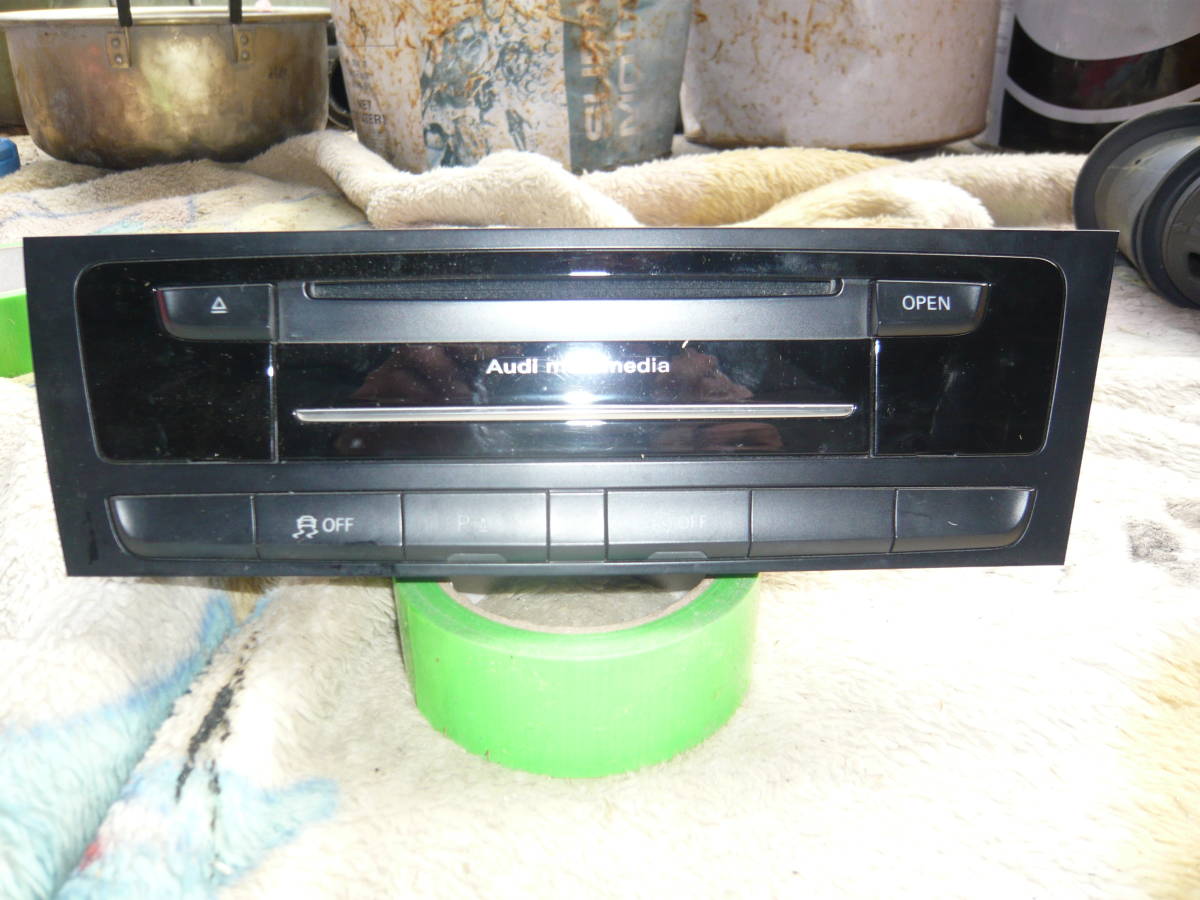 (アウディ A4 アバント 後期) マルチメディア (8KCDNF) ナビ オーディオ 8R2035678A / 8R2 035 678 A