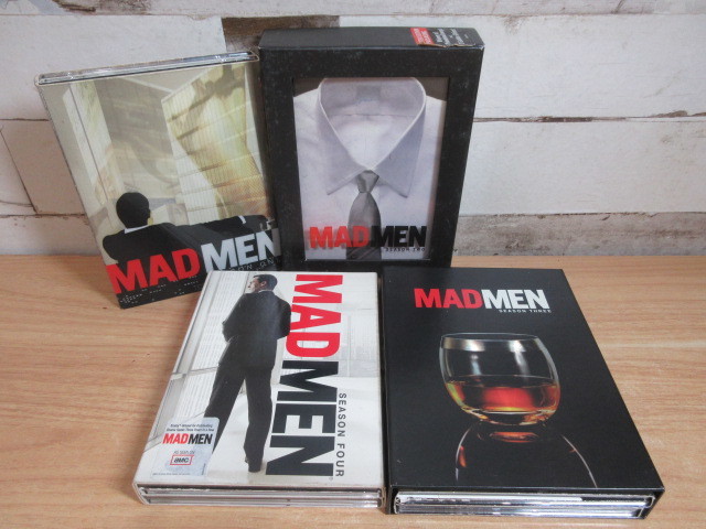 2B2-3「MADMEN/マッドメン DVD シーズン 1～4 まとめてセット」LIONSGATE 海外 DVD-BOX 再生未確認 現状品