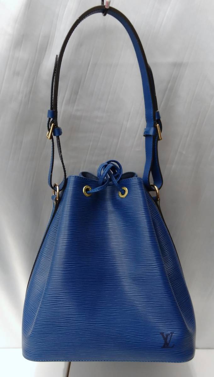 LOUIS VUITTON ルイヴィトン エピ AR0945 ノエ ショルダーバッグ