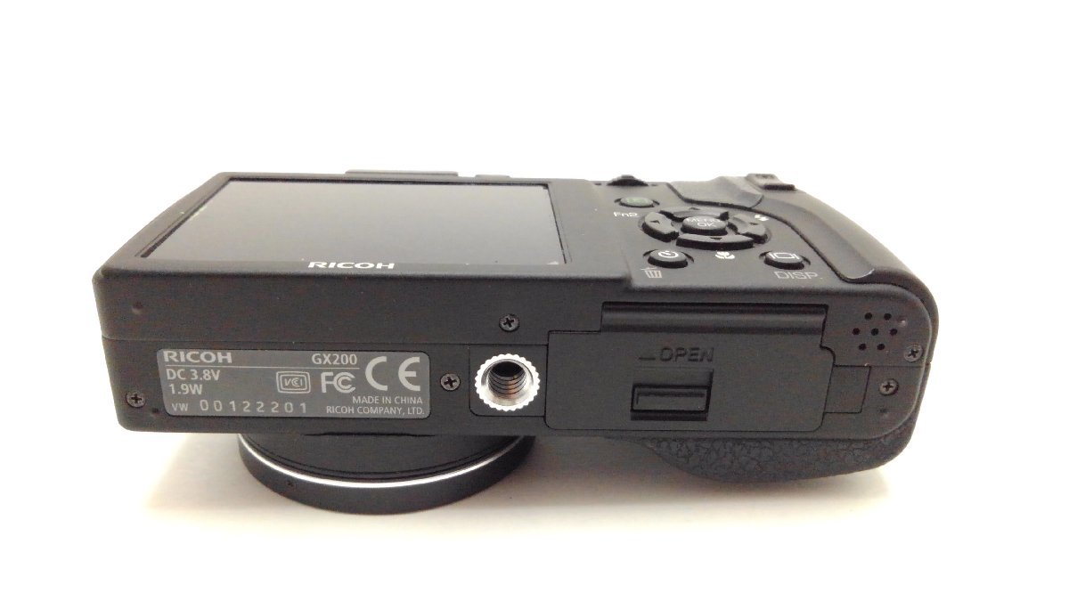 ☆ハローカメラ☆1632 RICOH / リコー GX200 [1200万画素/デジタル