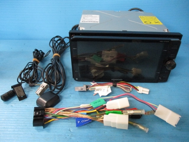 ケンウッド 彩速ナビ MDV-Z701W 2014年モデル 地デジ Bluetooth 200mm