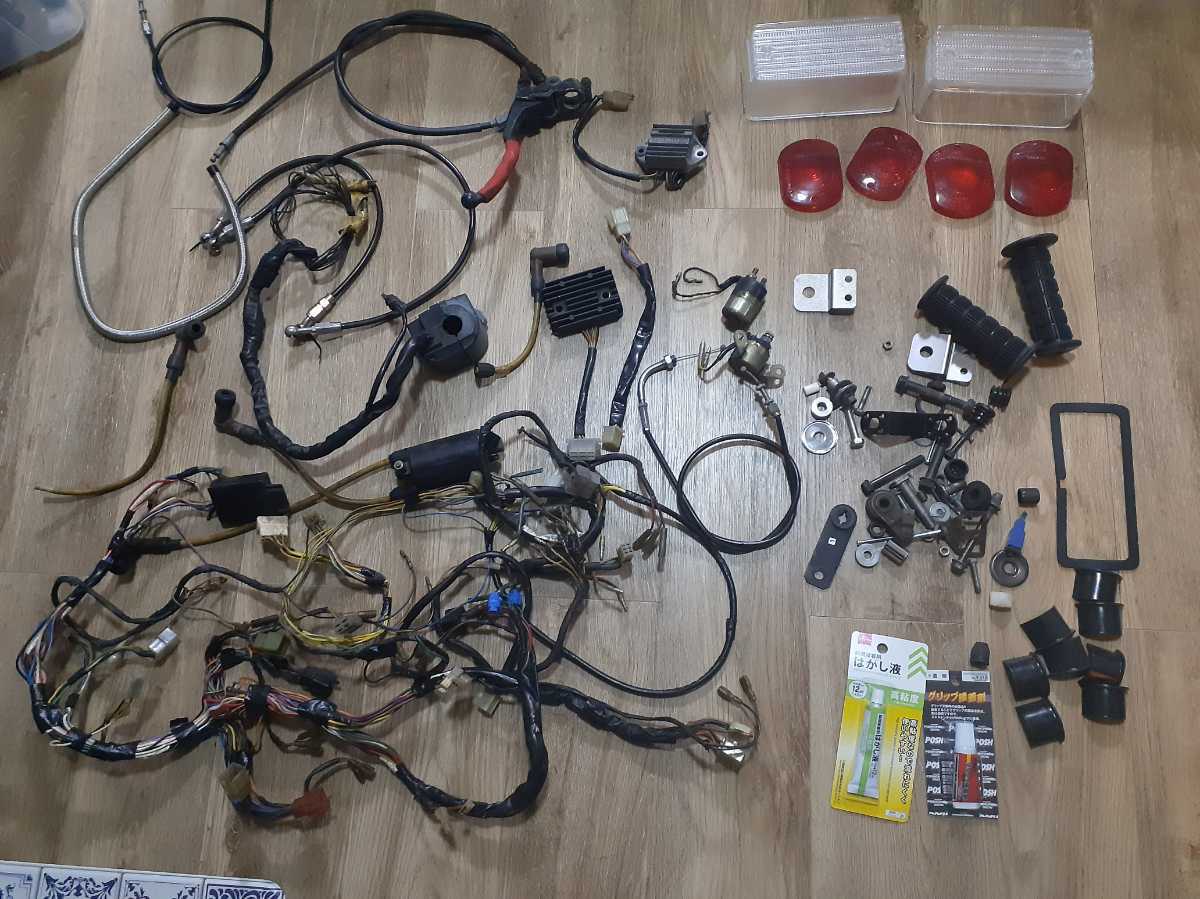 カワサキ　Z400GP GPZ400F ゼファー400 パーツ　ZX400AE006488 当時物 希少