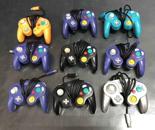 【ジャンク】ゲームキューブコントローラー　9個セット