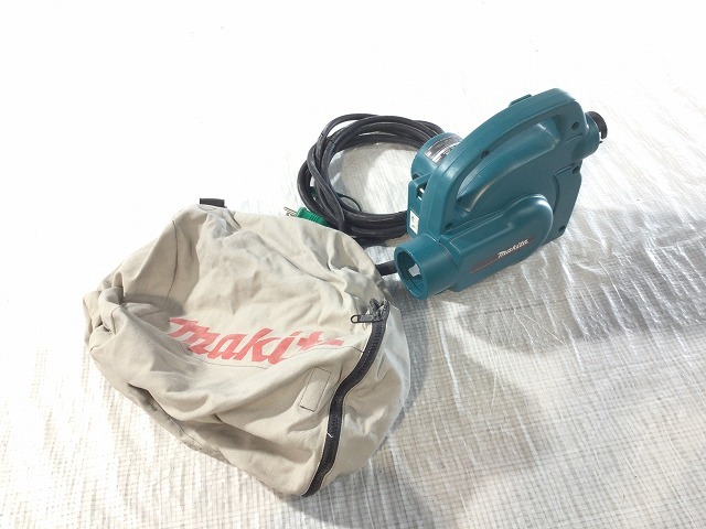 ☆中古品☆makita マキタ 100V 小型集じん機 450 集塵機 清掃 掃除機 クリーナー 本体のみ 電動工具 64462