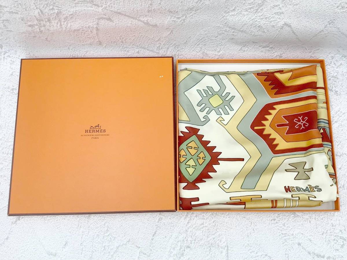 ◇スカーフ◆HERMES エルメス キリム ネイティブ柄 カレ90 シルク スカーフ KILIM DiMiTRi R 