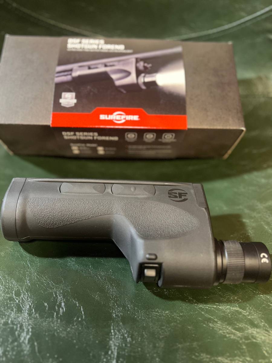 SUREFIRE フォアエンド レミントン M870 実物 【公式通販】