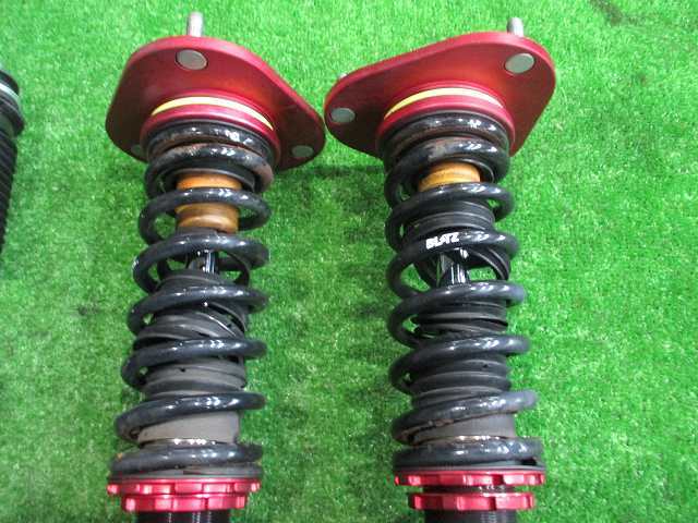 フェットチーネグミ 様専用 30プリウス車高調 BLITZ フェットチーネ