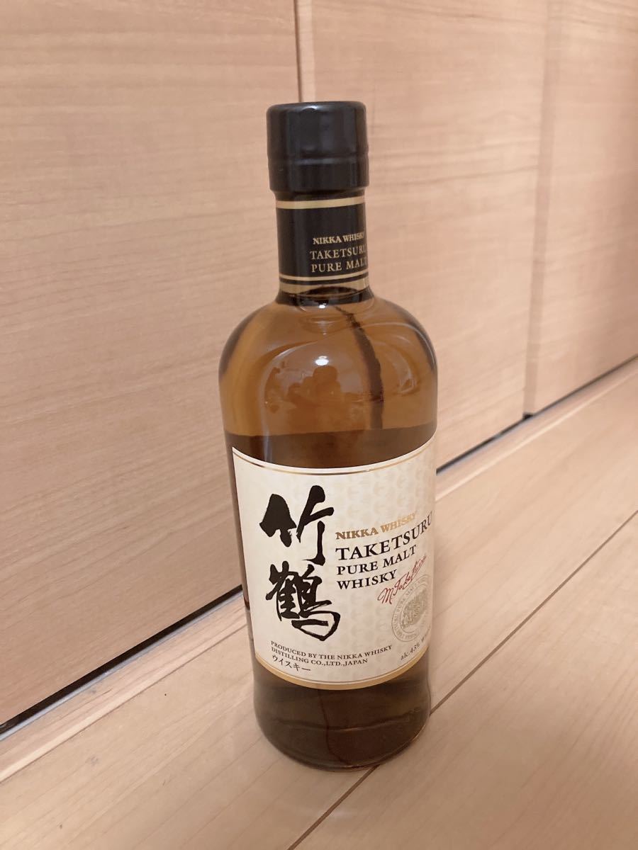 竹鶴 700ml ニッカ 箱付 ホワイトラベル リニューアル品(新竹鶴ピュア