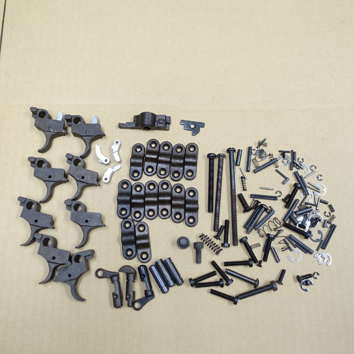 MGC　トンプソン用　詳細不明　プロ用　混在ジャンクパーツセット ⑫