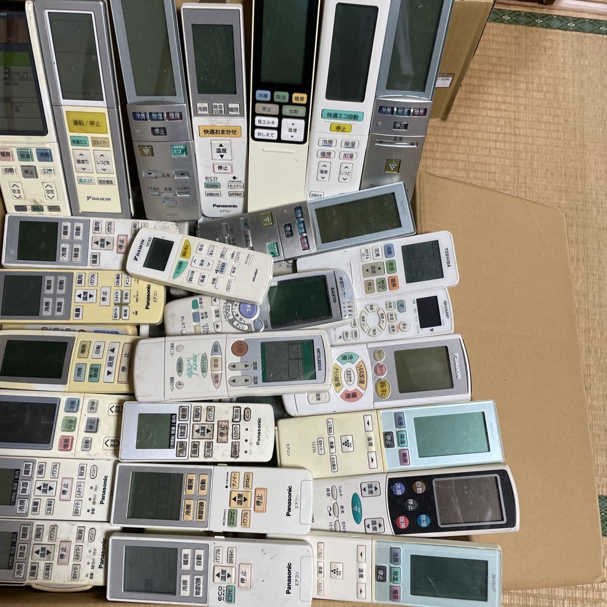 ◇266本セット!エアコンリモコン 大量 まとめて まとめ売り ジャンク