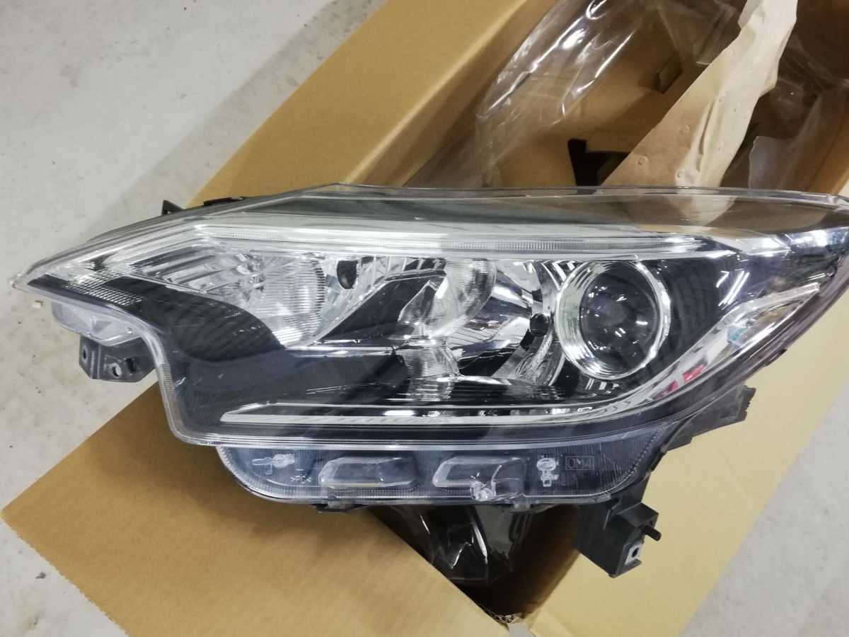 E12ノート純正LEDヘットライト左側