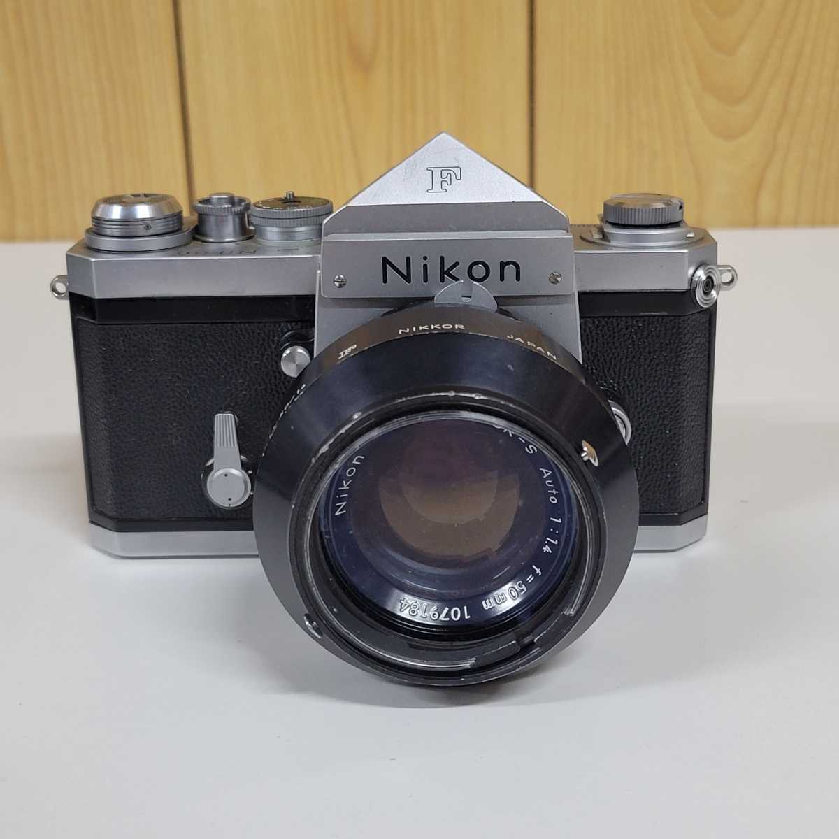 1円スタート！ ★☆【名機】 Nikon ニコン F アイレベル シルバーボディ #2820☆★ アイレベル Nikon F ★☆名機！ ブラックボディ 一眼レフフィルムカメラ