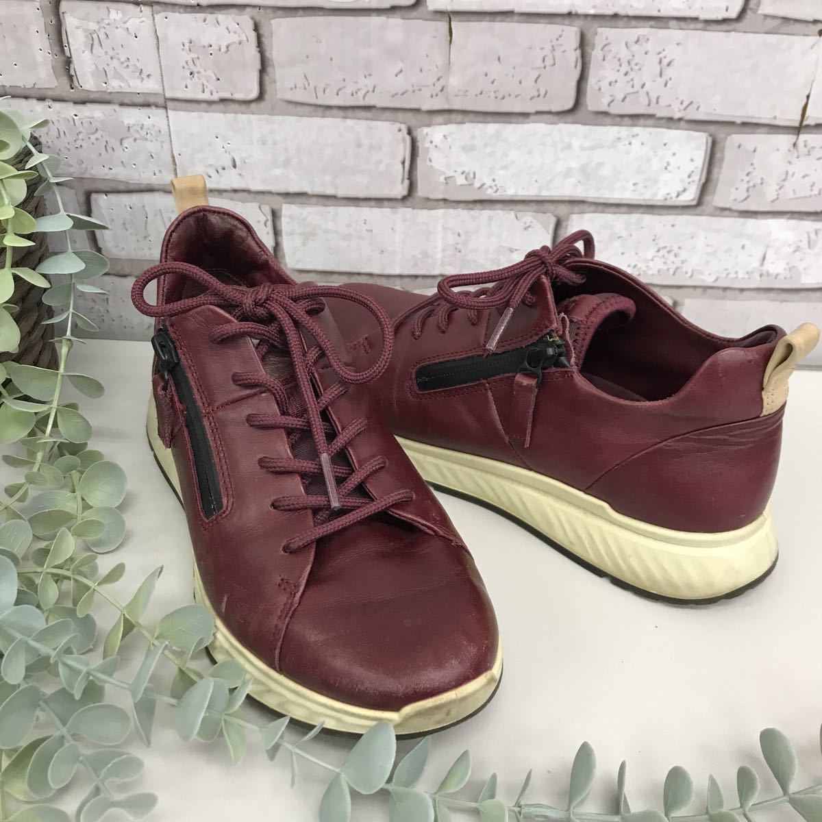 【4111-1】エコー　ST.1 サイドジップ　スニーカー　23.5センチ