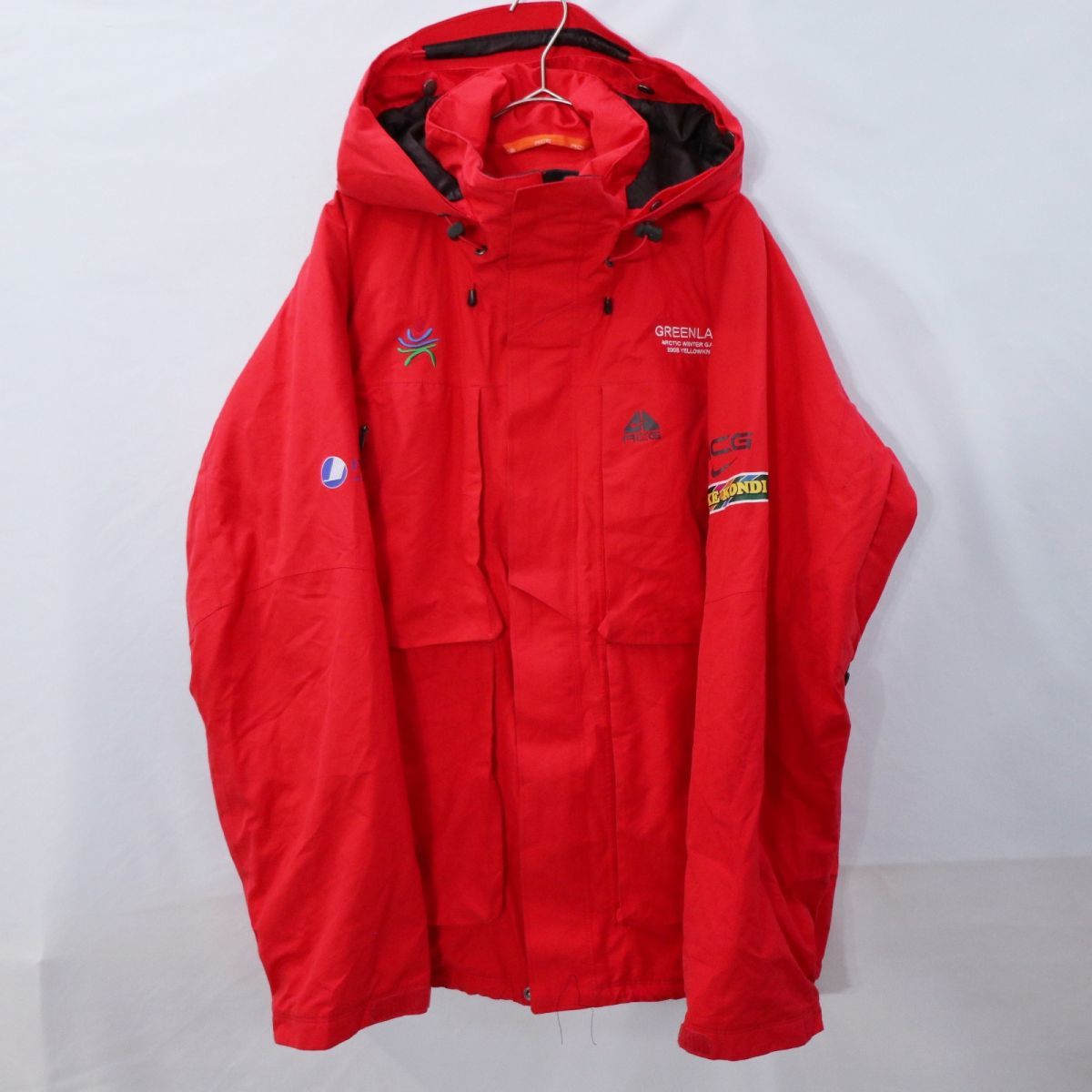 NIKE ACG ナイキエーシージー フーデッドジャケット アウトドア キャンプ 防寒 ウィンターウェア レッド 赤 (L) 中古 古着 L9815