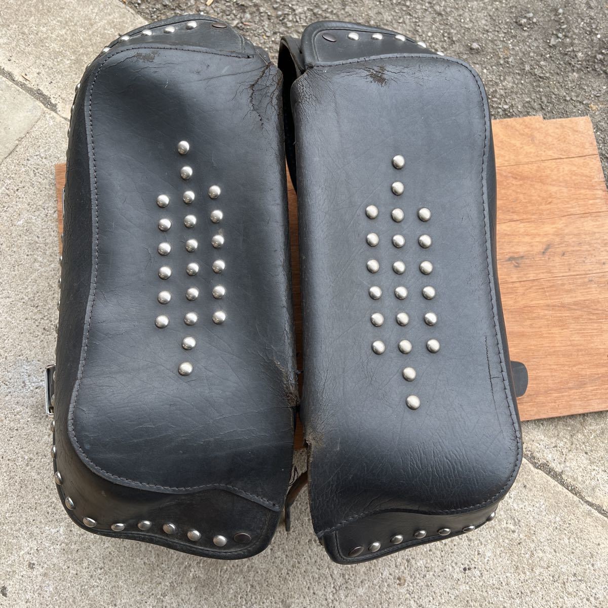 ハーレー 純正 本革 サドルバッグ FLSTC ファットボーイヘリテイジ 