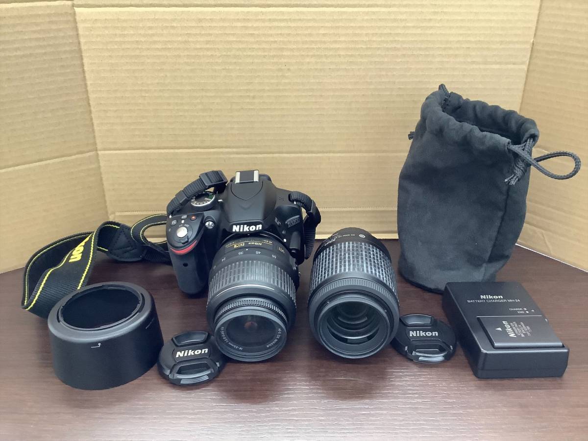 #6064　Nikon D3200　カメラ本体　電源入る事確認済み　レンズ2個　バッテリー付き　バッテリー充電確認済み　レンズ曇りチリ画像参照