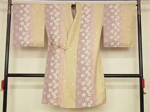 着物屋こころ■道中着　ロング丈　桜間道　正絹　逸品　未使用　A-bw2317