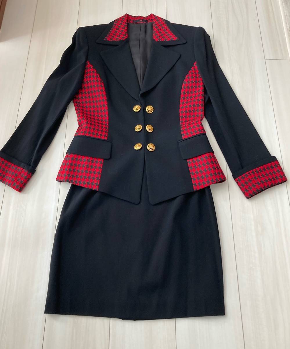 ☆美品☆J＆R.ジェイアンドアール.スーツsizeS.千鳥格子柄.派手派手 