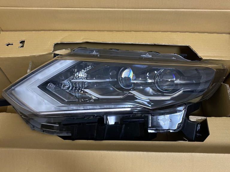 エクストレイル T32 LED 後期 日産 左 左ヘッドライト 前期 | KOITO
