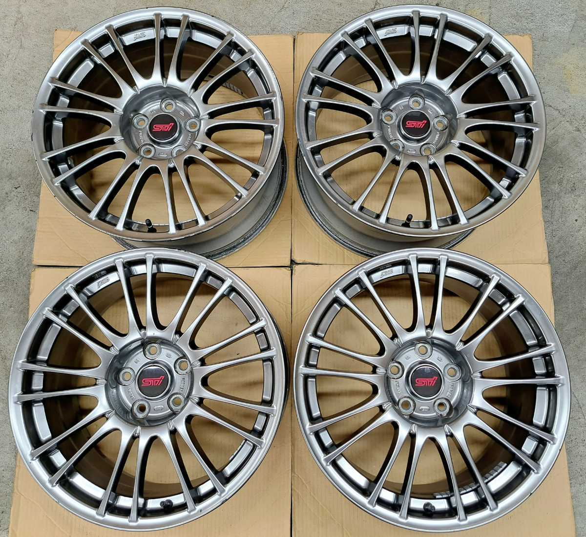 【低価，セール】 スバル WRX STI 純正 BBS ホイール 4本セット GDB GRB GVB VAB 鍛造 レヴォーグ 8.5J 114.3 ブレンボ 18インチ タイヤ(5穴)｜売買されたオークション情報、yahooの商品情報をアーカイブ公開 - オークファン 5穴
