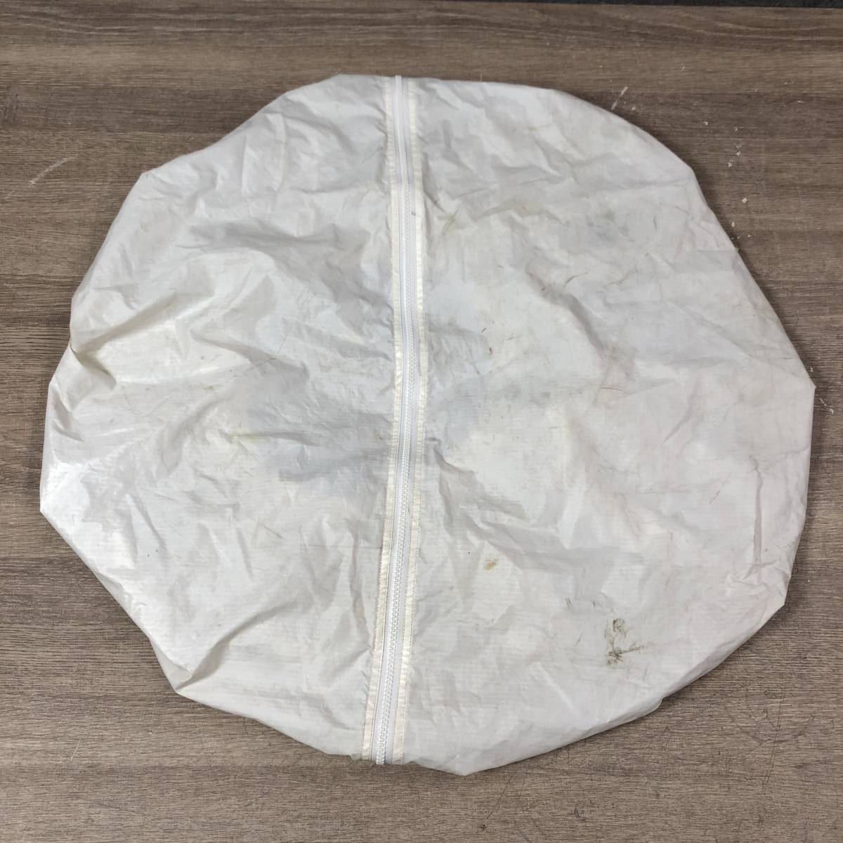 1984年製 陸上自衛隊 背のう覆・一般73式用 バッグパックカバー ジップ付き 白 ミリタリー 軍物 リュックカバー 雨避け 日本