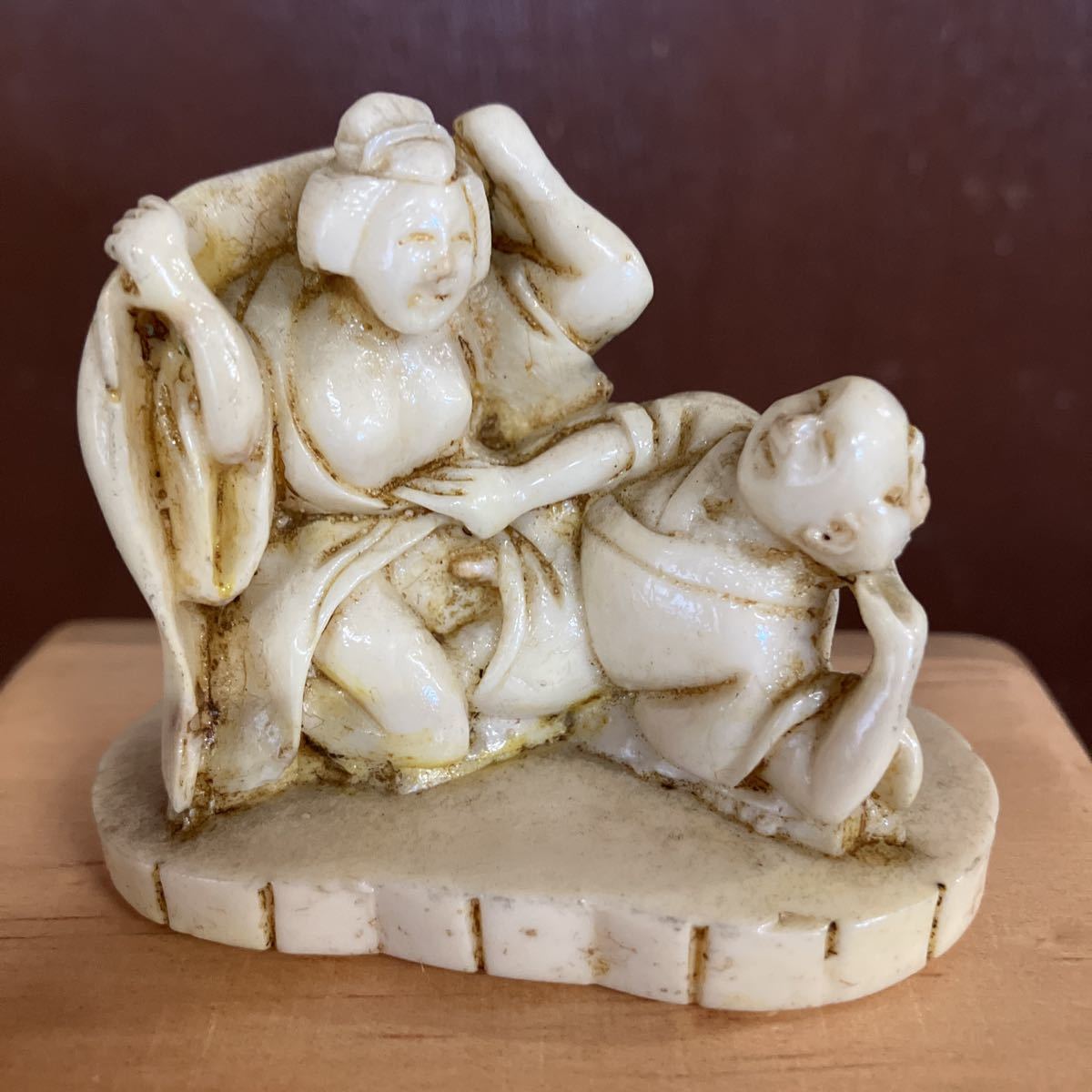 春画人形 樹脂製 縦幅約4.7cm 横幅約6.2cm(インテリア小物)｜売買され