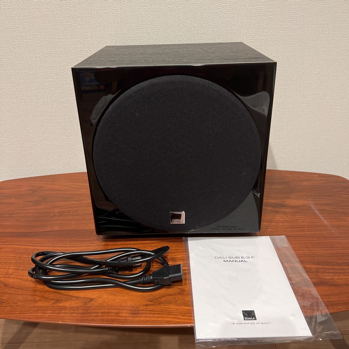 DALI ダリSUB E-9F E9F サランネット付 美中古 DALI SUB-E9F DALI ダリSUB E-9F E9F サランネット付 美中古 DALI SUB-E9F