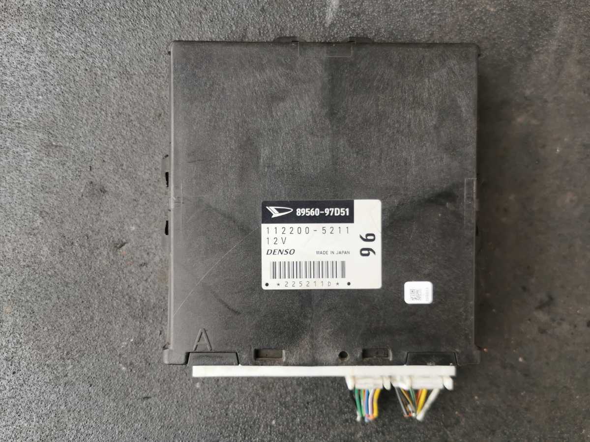 か　 ダイハツ ハイゼット S210V エンジン コンピューター ECU CPU デンソー