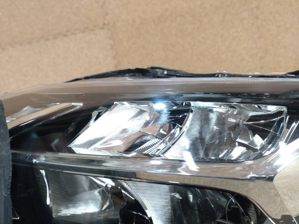 日産デイズハイウェイスター LEDヘッドライトB44 左 日産 デイズ ハイ