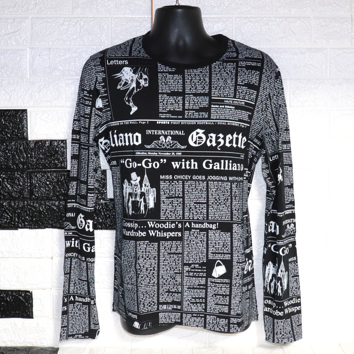 セール】John Galliano ジョンガリアーノ☆美良品☆ガゼッタ ニュース