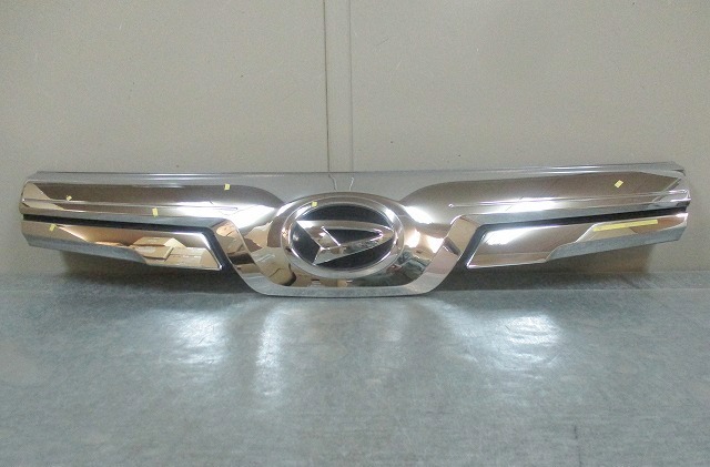 トールカスタム M900S/M910S 前期/中期 純正 ラジエーターグリル/フロントグリル/ボンネットグリル 53105-B1030 ▼27195/1上/あ