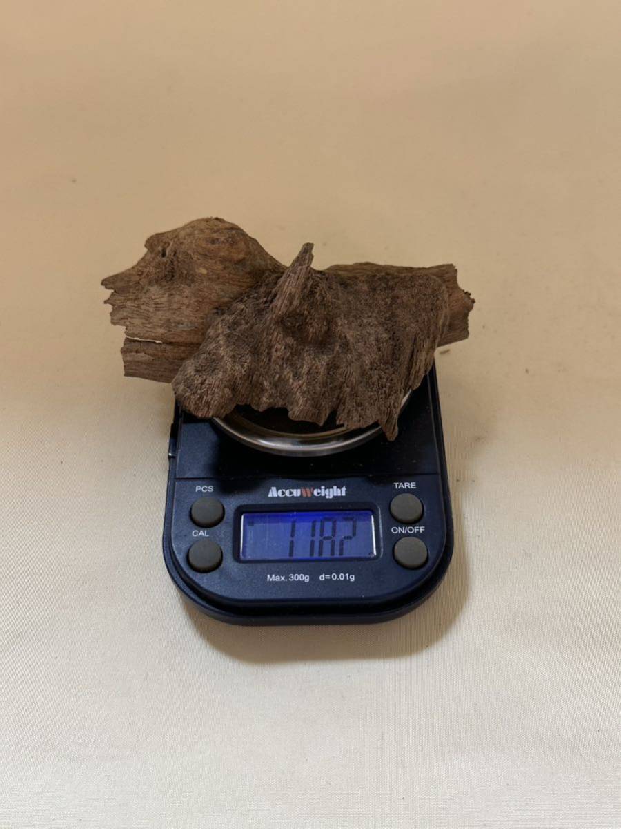 【ベトナム産】シャム沈香34.0g伽羅・羅国・真南蛮・真那伽・佐曽羅・寸門多羅 ベトナム産】シャム沈香34.0g伽羅・羅国・真南蛮・真那伽・佐曽羅・ 【