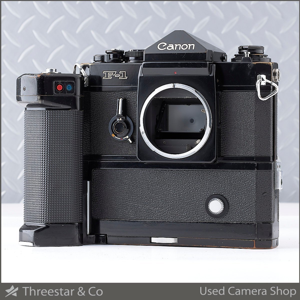 大得価，大人気 Nikon ニコン F4 フィルムカメラ 一眼レフ MB-21